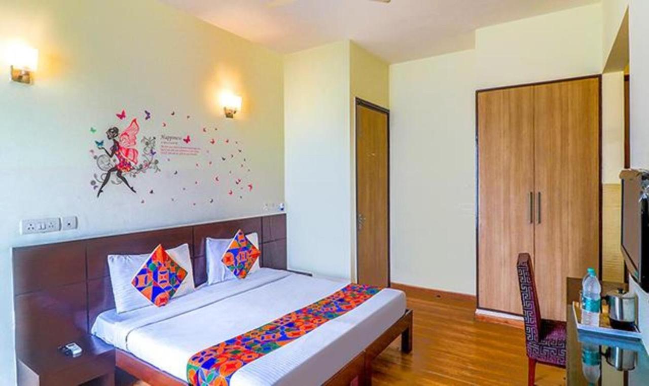Fabhotel Santoor Geeta Bhawan Square Indore Exterior foto